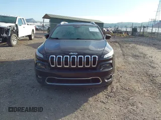 2018 Jeep Cherokee Limited z VIN 1C4PJMDB0JD617018, wystawiony jako IAAI lot #42093305 z przebiegiem 81 433 mil mil oraz . Historia ofert i sprzedaży dostępna na DreamBid. Obrazek 12.