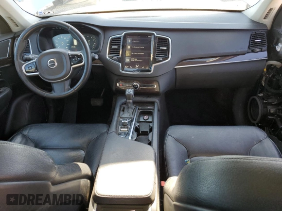 2016 Volvo XC90 T6 Momentum with VIN YV4A22PK1G1062185, listed as a Copart auction lot 53988805 with 129,571 mi miles and Salvage title. Bid and sale history available at DreamBid. Image 8.