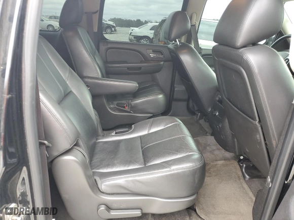 2013 Chevrolet Suburban LT with VIN 1GNSCJE05DR164397, listed as a Copart auction lot 44643365 with 208,530 mi miles and Salvage Title. Bid and sale history available at carsss.com. Image 12.