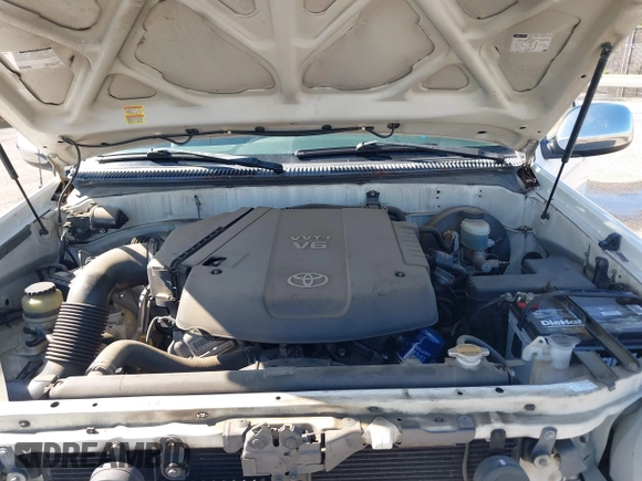 2006 Toyota Tundra SR5 with VIN 5TBRU34116S468950, listed as a IAAI auction lot 41723659 with 63,968 mi miles and . Bid and sale history available at carsss.com. Image 10.