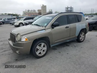 2007 Jeep Compass Sport with VIN 1J8FT47W17D205650, listed as a Copart auction lot 51174585 with 215,473 mi miles and Salvage Title. Bid and sale history available at carsss.com. Image 1.