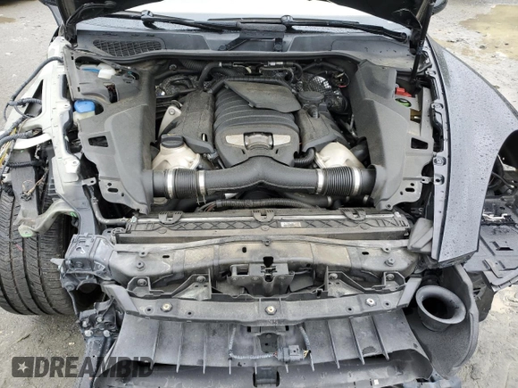 2014 Porsche Cayenne S z VIN WP1AB2A22ELA57038, wystawiony jako Copart lot #57652515 z przebiegiem 127 375 mil mil oraz Szkoda całkowita • Salvage title. Historia ofert i sprzedaży dostępna na DreamBid. Obrazek 12.