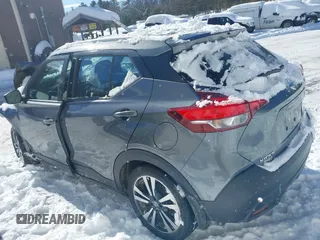 2019 Nissan Kicks SV with VIN 3N1CP5CU3KL544005, listed as a IAAI auction lot 41614091 with 38,356 mi miles. Bid and sale history available at carsss.com. Image 3.