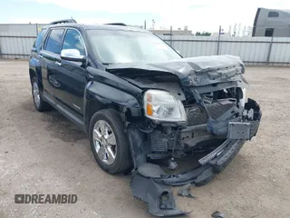 2015 GMC Terrain SLT with VIN 2GKALSEK1F6320935, listed as a IAAI auction lot 42010688 with 82,754 mi miles. Bid and sale history available at carsss.com. Image 1.