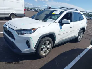 2020 Toyota RAV4 XLE with VIN 2T3W1RFV2LW068363, listed as a IAAI auction lot 42456921 with 125,014 mi miles and . Bid and sale history available at DreamBid. Image 17.