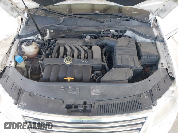 2008 Volkswagen Passat 3.6L V6 with VIN WVWCU73C18P112907, listed as a IAAI auction lot 42333428 with 113,174 mi miles and . Bid and sale history available at DreamBid. Image 10.