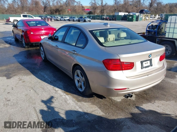 2014 BMW 3 Series 328i xDrive с VIN WBA3B5C56EP541173, выставлен на аукционе IAAI как лот 41865108 с пробегом 122 269 миль миль и . История ставок и продаж доступна на DreamBid. Изображение 3.