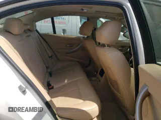 2013 BMW 3 Series 328i xDrive z VIN WBA3B3C5XDF536289, wystawiony jako Copart lot #55786625 z przebiegiem 84 299 mil mil oraz Szkoda całkowita • Salvage title. Historia ofert i sprzedaży dostępna na DreamBid. Obrazek 10.