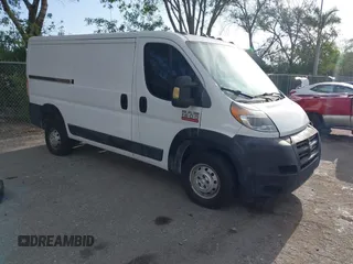 2014 Ram ProMaster Cargo with VIN 3C6TRVAG3EE105066, listed as a IAAI auction lot 42127473 with 122,505 mi miles. Bid and sale history available at carsss.com. Image 1.