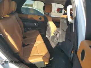 2017 Land Rover Discovery HSE Luxury with VIN SALRHBBV4HA023820, listed as a Copart auction lot 43568525 with 69,749 mi miles and Clean Title. Bid and sale history available at DreamBid. Image 11.