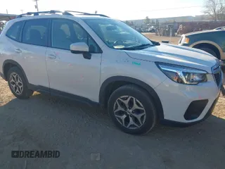 2019 Subaru Forester Premium with VIN JF2SKAEC2KH521416, listed as a IAAI auction lot 41392632 with 101,052 mi miles. Bid and sale history available at carsss.com. Image 1.