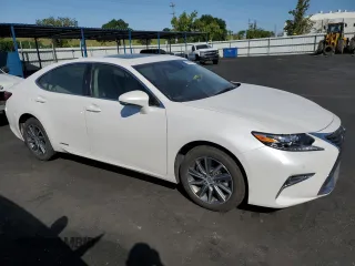 2018 Lexus ES with VIN JTHBW1GG9J2188182, listed as a Copart auction lot 52988375 with 72,066 mi miles and Salvage Title. Bid and sale history available at carsss.com. Image 4.