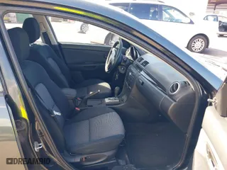 2007 Mazda Mazda3 i Sport with VIN JM1BK12F971632753, listed as a IAAI auction lot 41799478 with 148,569 mi miles. Bid and sale history available at carsss.com. Image 5.