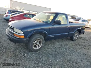 2000 Chevrolet S-10 LS with VIN 1GCCS14W2Y8248498, listed as a Copart auction lot 79344824 with 95,800 mi miles and Clean Title. Bid and sale history available at carsss.com. Image 1.