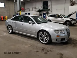2008 Audi S8 z VIN WAUPN94E48N014604, wystawiony jako Copart lot #82362434 z przebiegiem 202 532 mil mil oraz Szkoda całkowita • Salvage title. Historia ofert i sprzedaży dostępna na DreamBid. Obrazek 4.