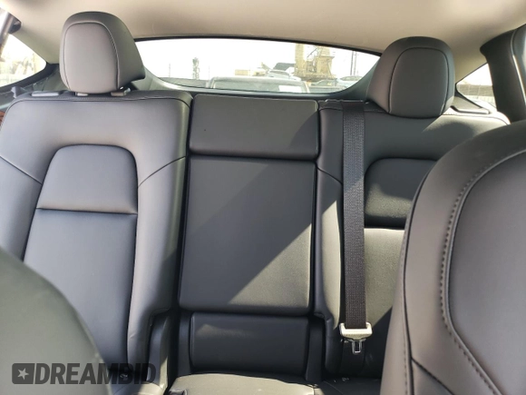 2024 Tesla Model Y Long Range с VIN 7SAYGAEE6RF131749, выставлен на аукционе Copart как лот 74548014 с пробегом 1 042 миль миль и Списание • Salvage title. История ставок и продаж доступна на DreamBid. Изображение 10.