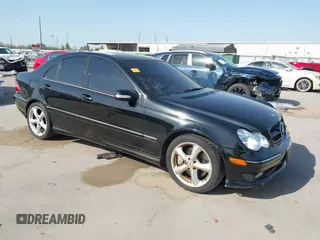 2006 Mercedes-Benz C Sport with VIN WDBRF52H46E021580, listed as a IAAI auction lot 41843935 with 78,991 mi miles. Bid and sale history available at carsss.com. Image 1.