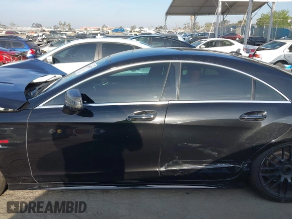 2016 Mercedes-Benz CLS 63 S AMG с VIN WDDLJ7GB9GA161418, выставлен на аукционе IAAI как лот 42083537 с пробегом 77 763 миль миль и . История ставок и продаж доступна на DreamBid. Изображение 15.