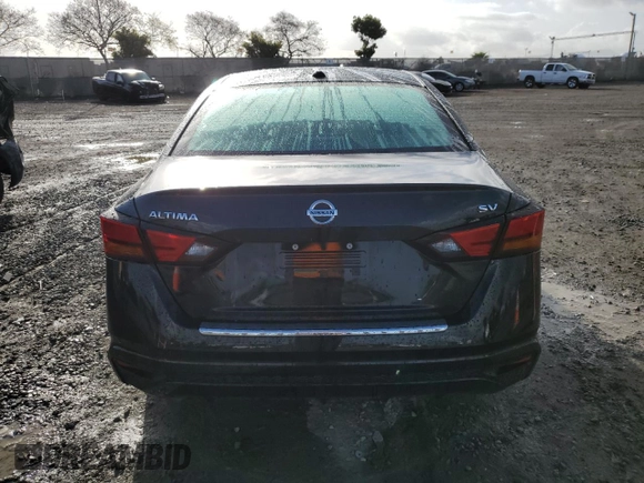 2022 Nissan Altima 2.5 SV with VIN 1N4BL4DV9NN375236, listed as a Copart auction lot 51806305 with 18,332 mi miles and Salvage Title. Bid and sale history available at carsss.com. Image 6.