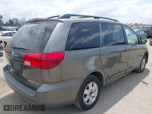 2004 Toyota Sienna CE with VIN 5TDZA23C14S001411, listed as a IAAI auction lot 42136241 with 161,230 mi miles. Bid and sale history available at carsss.com. Image 4.