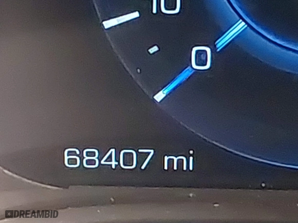 2018 Cadillac Escalade Luxury with VIN 1GYS4BKJ6JR162043, listed as a IAAI auction lot 39095150 with 68,407 mi miles. Bid and sale history available at carsss.com. Image 7.