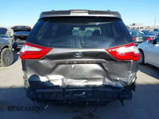 2019 Toyota Sienna XLE Auto Access Seat with VIN 5TDYZ3DC4KS980041, listed as a IAAI auction lot 41793001 with 125,084 mi miles. Bid and sale history available at carsss.com. Image 17.