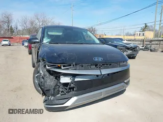 2024 Hyundai Ioniq 5 SE z VIN KM8KMDDF1RU328936, wystawiony jako IAAI lot #41983318 z przebiegiem 16 900 mil mil oraz . Historia ofert i sprzedaży dostępna na DreamBid. Obrazek 6.