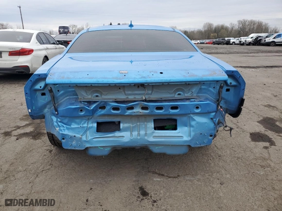 2015 Dodge Challenger SRT 392 with VIN 2C3CDZDJ5FH911734, listed as a Copart auction lot 46709025 with 89,569 mi miles and Salvage Title. Bid and sale history available at carsss.com. Image 6.