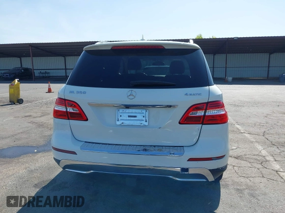 2013 Mercedes-Benz M 350 with VIN 4JGDA5HB9DA110185, listed as a IAAI auction lot 42563832 with 125,340 mi miles and . Bid and sale history available at DreamBid. Image 16.