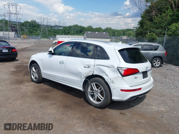 2015 Audi Q5 Premium Plus with VIN WA1DGAFP9FA073467, listed as a IAAI auction lot 42556821 with 157,253 mi miles and . Bid and sale history available at DreamBid. Image 3.