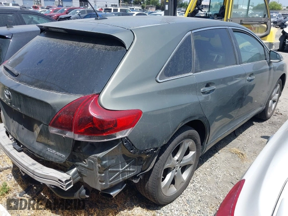 2014 Toyota Venza XLE z VIN 4T3BK3BB7EU108640, wystawiony jako IAAI lot #42232484 z przebiegiem 102 524 mil mil oraz . Historia ofert i sprzedaży dostępna na DreamBid. Obrazek 4.