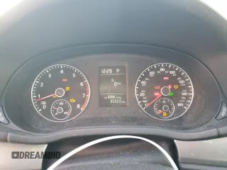 2014 Volkswagen Passat S w/Nav with VIN 1VWAP7A36EC019494, listed as a Copart auction lot 41654365 with 95,322 mi miles and Salvage Title. Bid and sale history available at carsss.com. Image 9.