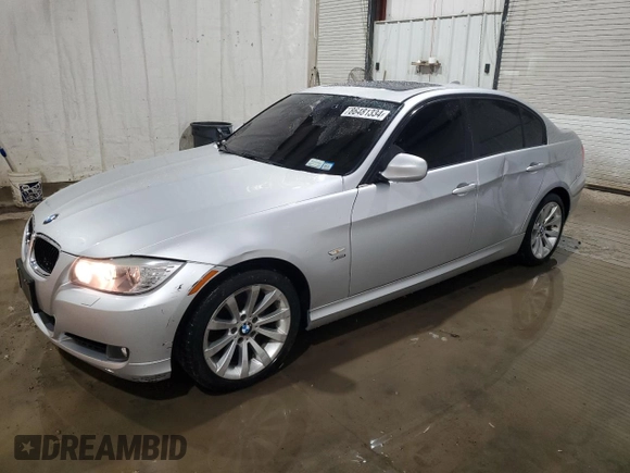 2011 BMW 3 Series 328i xDrive with VIN WBAPK7C59BF084826, listed as a Copart auction lot 86481334 with 152,216 mi miles and Salvage title. Bid and sale history available at DreamBid. Image 1.