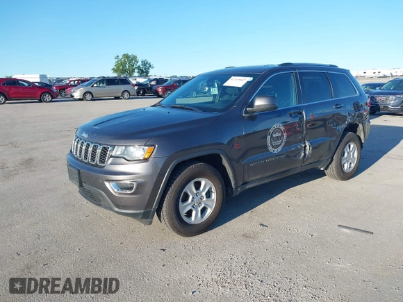 2017 Jeep Grand Cherokee Altitude z VIN 1C4RJFAG7HC890347, wystawiony jako IAAI lot #42315887 z przebiegiem 98 064 mil mil oraz . Historia ofert i sprzedaży dostępna na DreamBid. Obrazek 20.