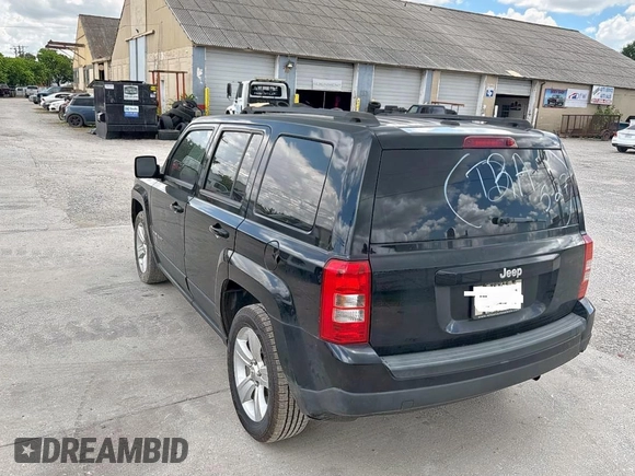2017 Jeep Patriot Sport SE with VIN 1C4NJPBA7HD211671, listed as a Copart auction lot 62742195 with 127,467 mi miles and Clean title. Bid and sale history available at DreamBid. Image 3.