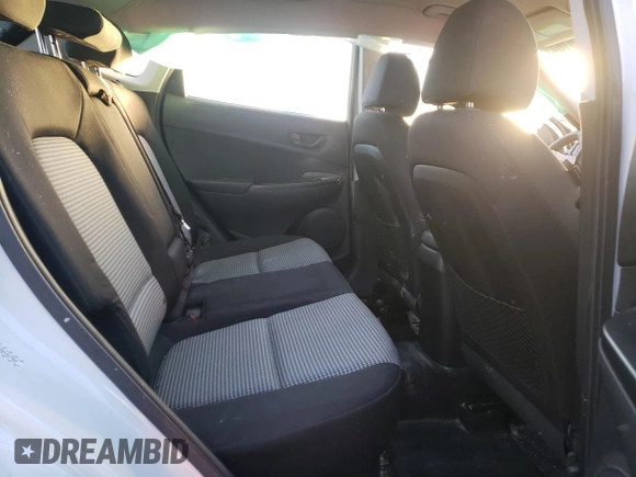 2021 Hyundai Kona SE z VIN KM8K1CAA8MU657962, wystawiony jako Copart lot #49320805 z przebiegiem 84 977 mil mil oraz Szkoda całkowita • Salvage title. Historia ofert i sprzedaży dostępna na DreamBid. Obrazek 12.