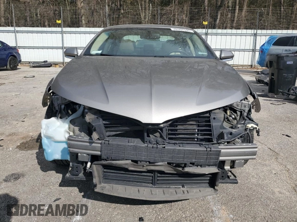 2016 Lincoln MKZ z VIN 3LN6L2GK6GR615811, wystawiony jako Copart lot #48397495 z przebiegiem 98 926 mil mil oraz Szkoda całkowita • Salvage title. Historia ofert i sprzedaży dostępna na DreamBid. Obrazek 5.