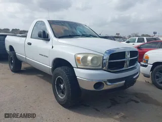 2007 Dodge Ram 1500 ST with VIN 1D7HU16P17J575977, listed as a IAAI auction lot 41726214 with 228,998 mi miles. Bid and sale history available at carsss.com. Image 1.