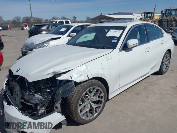 2025 BMW 3 Series 330i with VIN 3MW69CW01S8F10694, listed as a IAAI auction lot 41729861 with 6,447 mi miles and . Bid and sale history available at carsss.com. Image 18.