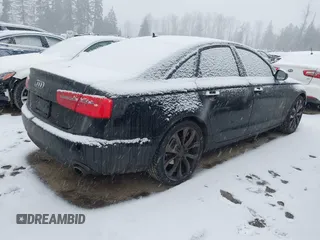 2013 Audi A6 Premium Plus z VIN WAUGFAFC2DN022656, wystawiony jako IAAI lot #41555265 z przebiegiem 93 656 mil mil oraz . Historia ofert i sprzedaży dostępna na DreamBid. Obrazek 4.