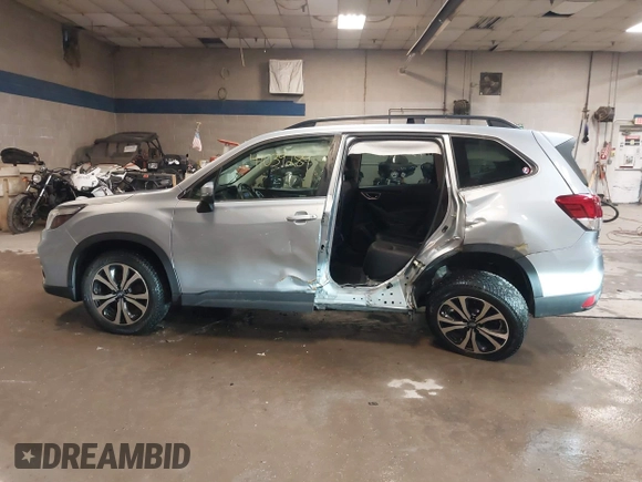 2021 Subaru Forester Limited с VIN JF2SKAUCXMH447490, выставлен на аукционе IAAI как лот 41039289 с пробегом 92 271 миль миль и . История ставок и продаж доступна на DreamBid. Изображение 15.