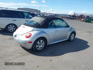 2003 Volkswagen Beetle GLS with VIN 3VWCK21Y83M333939, listed as a IAAI auction lot 42121822 with 207,708 mi miles and . Bid and sale history available at DreamBid. Image 4.