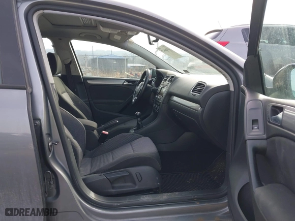 2013 Volkswagen Golf TDI w/Sunroof & Nav with VIN WVWNM7AJ6DW042511, listed as a IAAI auction lot 41464525 with 107,378 mi miles. Bid and sale history available at carsss.com. Image 5.