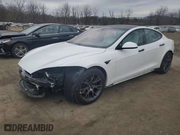 2022 Tesla Model S Plaid with VIN 5YJSA1E64NF478200, listed as a Copart auction lot 48731515 with 40,572 mi miles and Salvage Title. Bid and sale history available at DreamBid. Image 1.