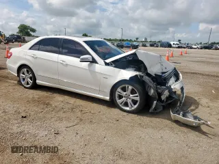 2012 Mercedes-Benz E 350 Luxury z VIN WDDHF5KB8CA634027, wystawiony jako Copart lot #61029405 z przebiegiem 162 206 mil mil oraz Szkoda całkowita • Salvage title. Historia ofert i sprzedaży dostępna na DreamBid. Obrazek 4.
