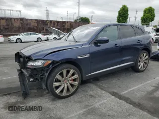 2017 Jaguar F-Pace S z VIN SADCM2BV5HA897722, wystawiony jako Copart lot #55377925 z przebiegiem 71 548 mil mil oraz Szkoda całkowita • Salvage title. Historia ofert i sprzedaży dostępna na DreamBid. Obrazek 1.