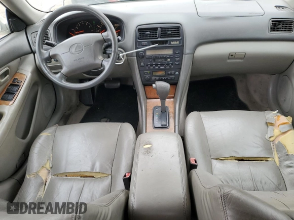 1998 Lexus ES 300 с VIN JT8BF28G1W0137766, выставлен на аукционе Copart как лот 44849085 с пробегом 216 101 миль миль и Чистый • Clean title. История ставок и продаж доступна на DreamBid. Изображение 8.