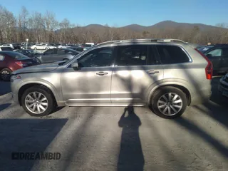 2016 Volvo XC90 T6 Momentum with VIN YV4A22PK7G1034763, listed as a IAAI auction lot 41590080 with 132,508 mi miles. Bid and sale history available at carsss.com. Image 14.