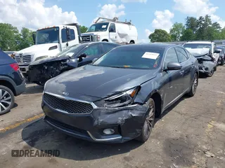 2017 Kia Cadenza Technology z VIN KNALC4J10H5047494, wystawiony jako IAAI lot #42149845 z przebiegiem 82 385 mil mil oraz . Historia ofert i sprzedaży dostępna na DreamBid. Obrazek 17.