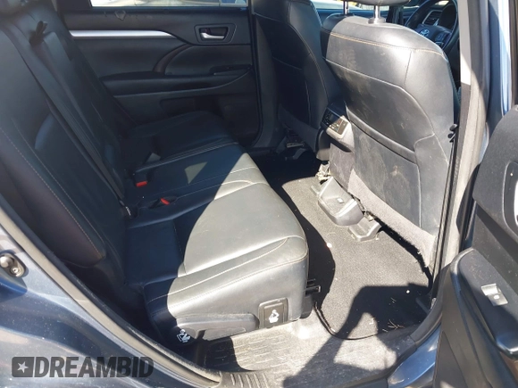 2017 Toyota Highlander XLE with VIN 5TDKZRFH2HS526283, listed as a IAAI auction lot 41669159 with 122,112 mi miles and . Bid and sale history available at DreamBid. Image 8.